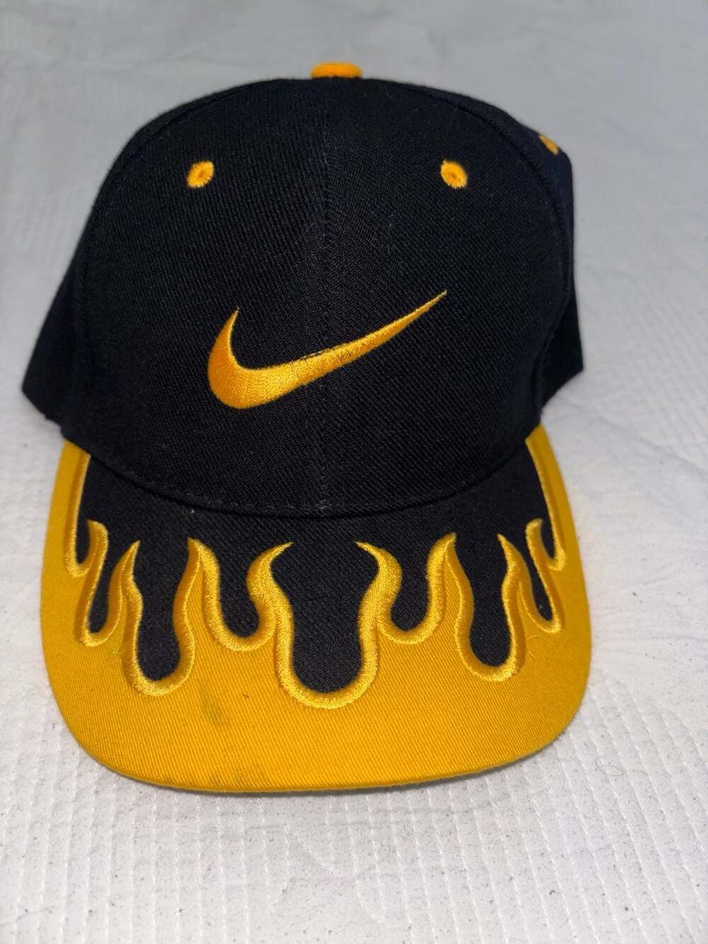 Nike Flame Cap One Size Black Yellow Baseball Hat